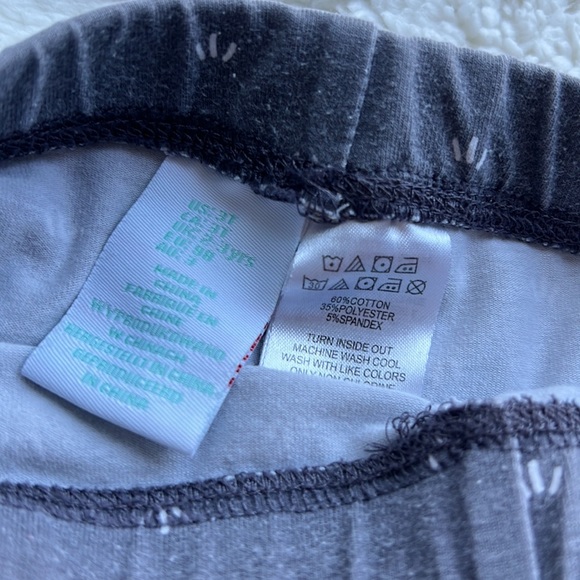 Size 3T leggings - Picture 2 of 5